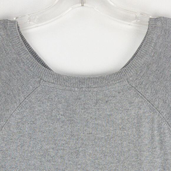 L.L. Bean Cashmere Blend Sweater Men's XL Regular Gray V-neck Ribbed Neck - Picture 8 of 9